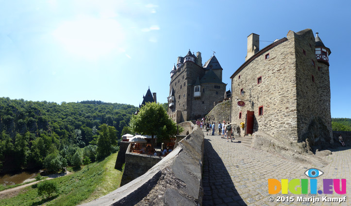 FZ016862-90 Burg Eltz